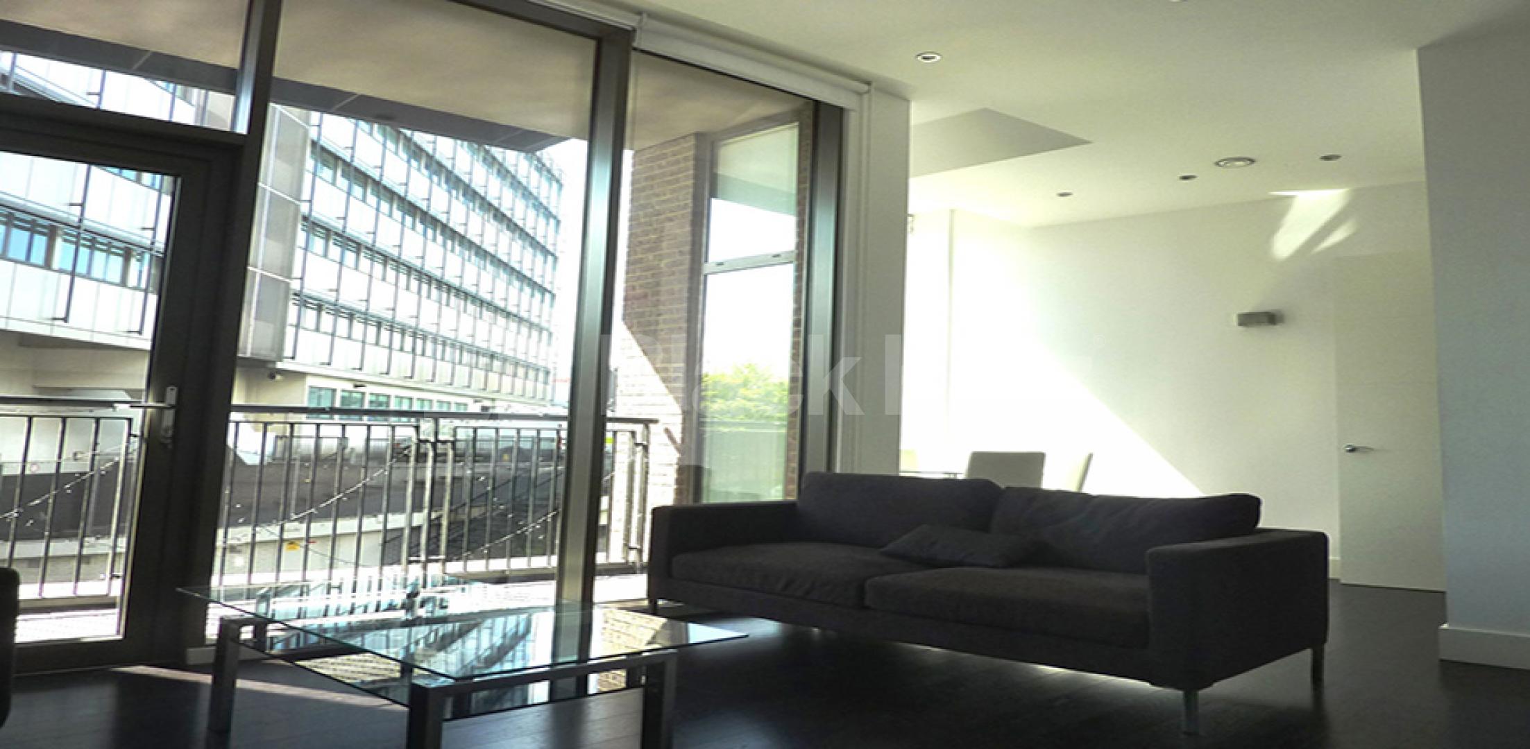 3 bed 2 bath in the heart of Camden. Regents Canalside, Camden Road  , Camden